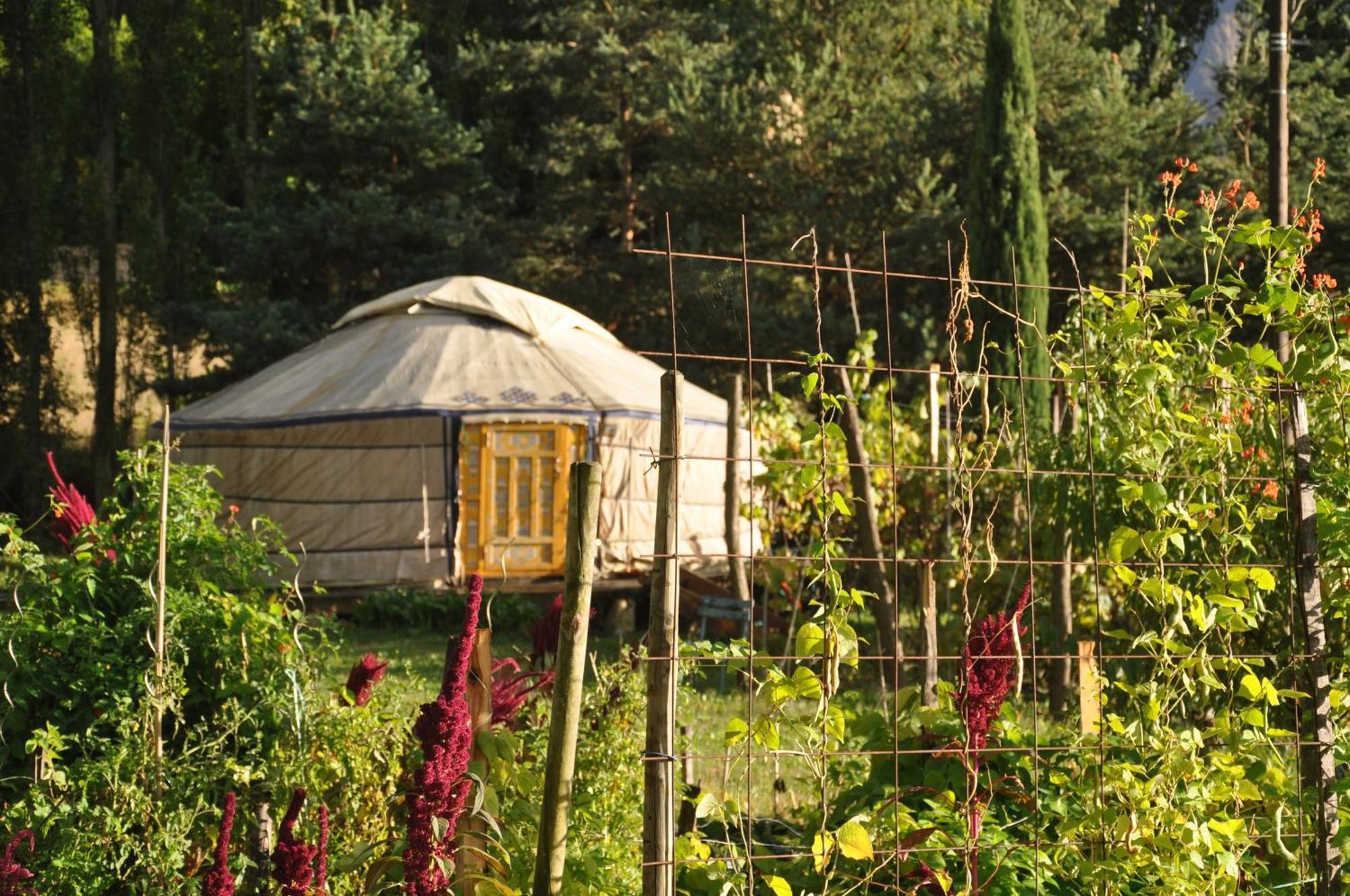 La Source, Vegetarian Guest House Chabeuil Kültér fotó